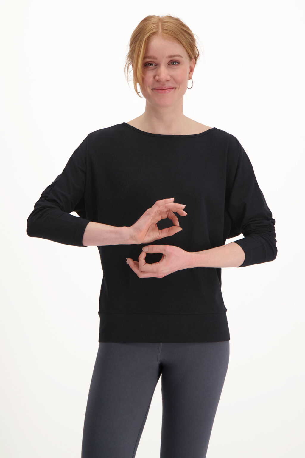 Budhi Longsleeve Yoga Shirt Urban Black - I love yoga